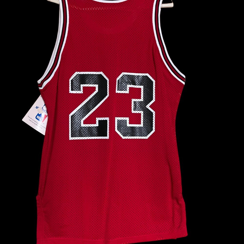 Michael Jordan Chicago Bulls jersey NWT - Picture 2 of 5